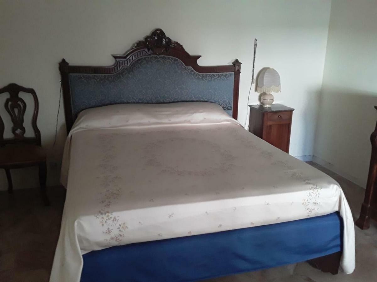 Hotel Casa Lilian Lecce Esterno foto